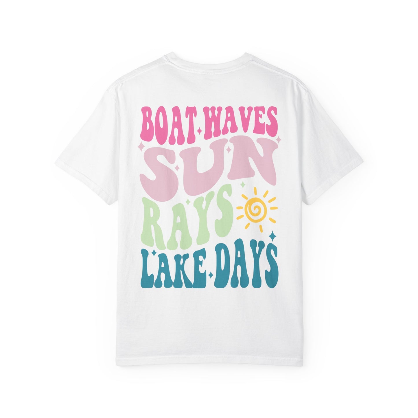 'Boat, Waves, Sun, Rays' Retro Summer Graphic Tee